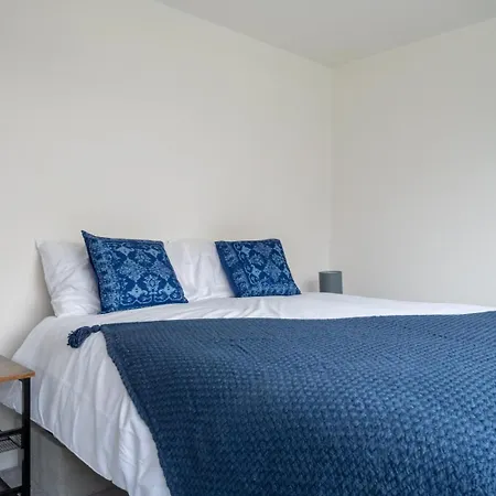 Charming 1-br Hideaway On 3* Bristol