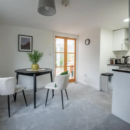 Guest house Charming 1-br Hideaway On Bristol
