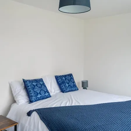 Guest house Charming 1-br Hideaway On *