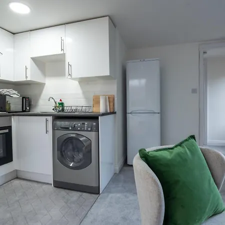 Charming 1-br Hideaway On 3* Bristol
